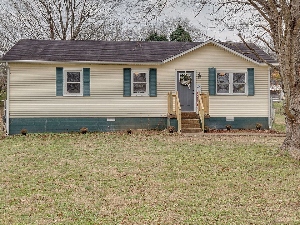 1st image of 117 Elaine Dr