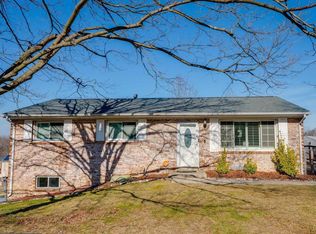 10000 Farrar Ct, Cheltenham, MD 20623