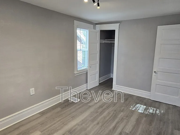 97 Davidson Ave — Photo 14