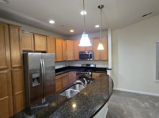 5650 Virginia Ln, Oxon Hill, MD 20745