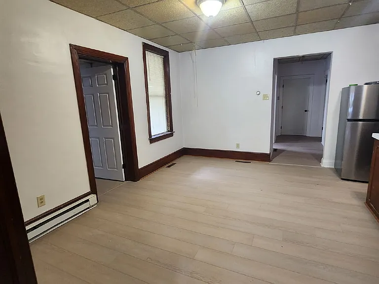 233 E King St #1 — Photo 12