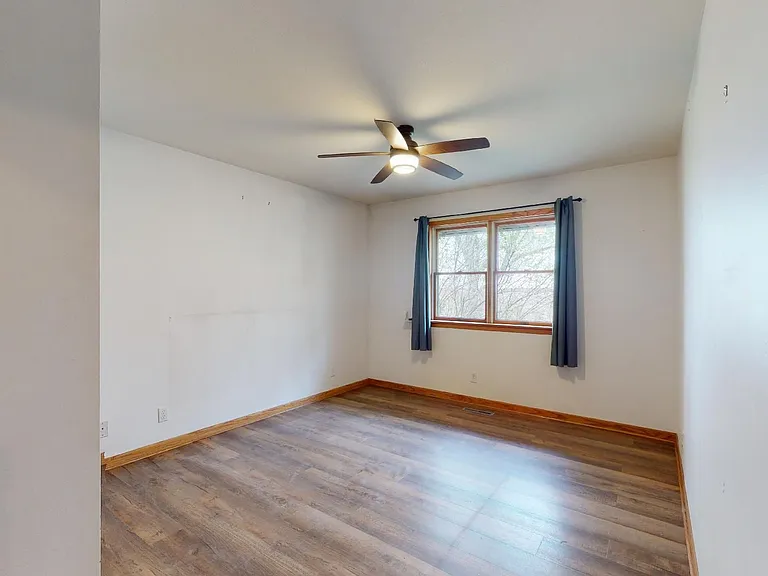 64330 Lincoln Hwy — Photo 18