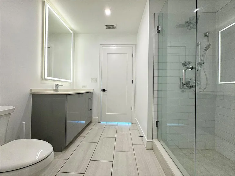 788 W Marietta St #1107 — Photo 10