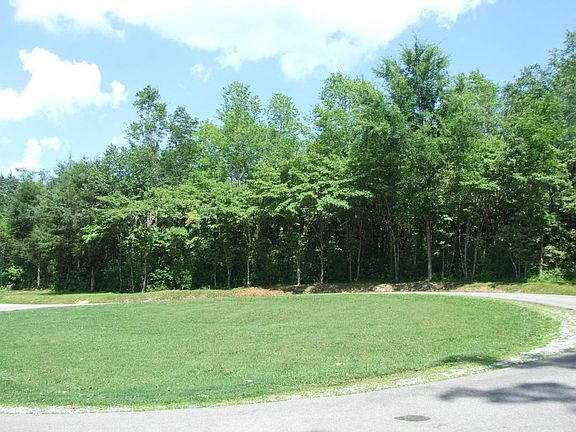3rd image of 316 Saloli Ln