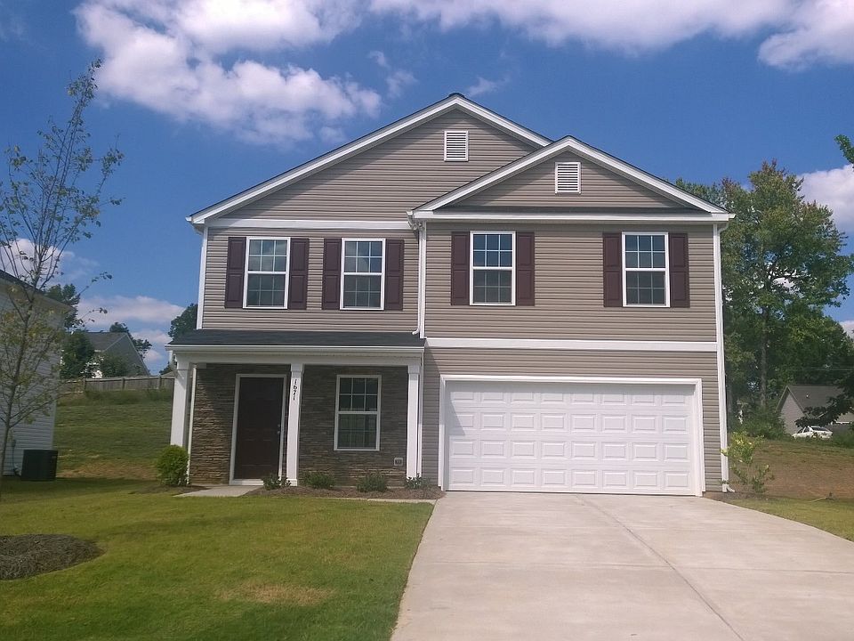 LAST home in Carthage Square