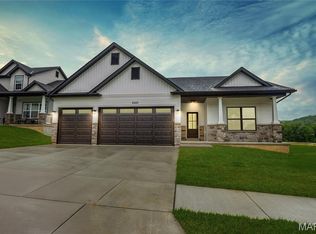 6420 Glennsway Dr, Imperial, MO 63052