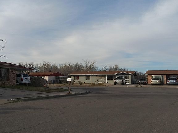 4th image of 518 Riverview Cir