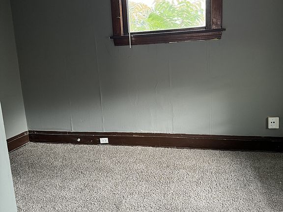 3rd image of 10005 Sophia Ave #2