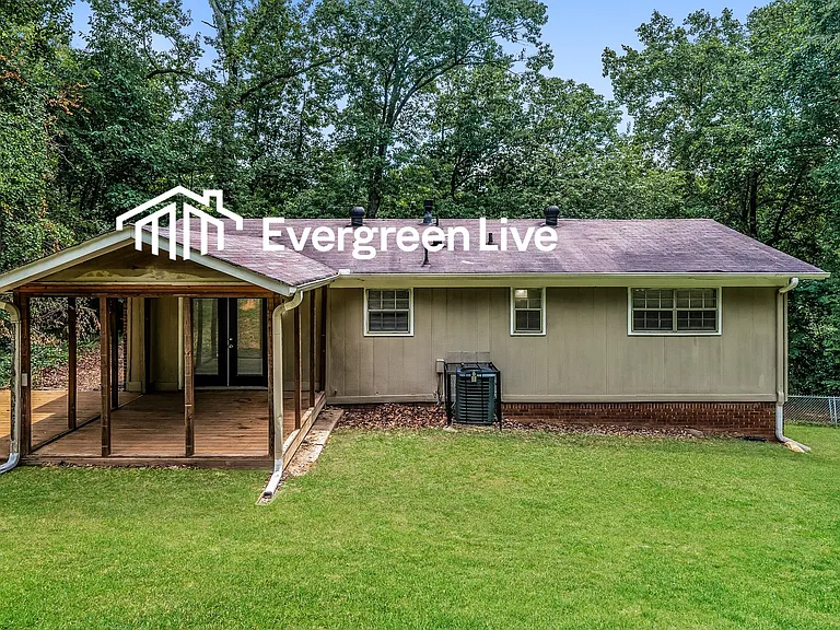2120 Tall Oak Cir — Photo 14