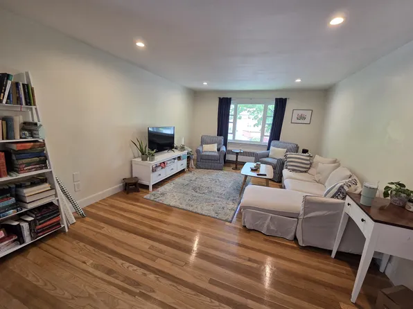 12-14 Louise Rd, Newton, MA 02467