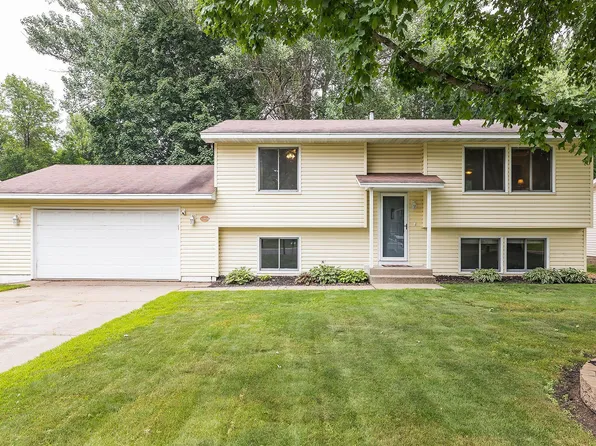 11918 Utah Ave N, Champlin, MN 55316