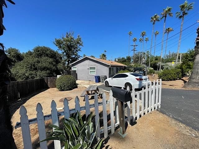 1st image of 532 Palm Dr #532