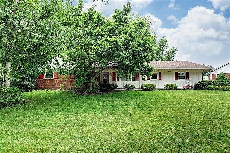 1st image of 74 Benzell Dr