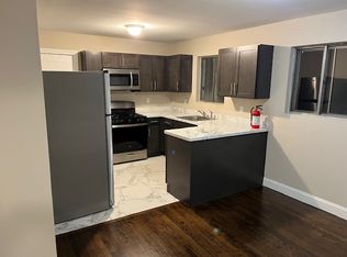 79 Rosewood Dr, Toms River, NJ 08753
