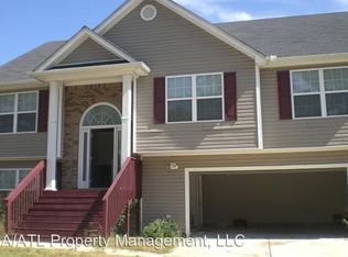 4106 Round Stone Dr, Snellville, GA 30039