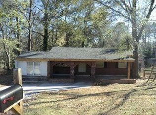 451 Thomas Dr, Forest Park, GA 30297
