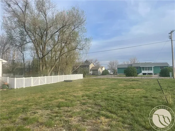 Mary St, Billings, MT 59105
