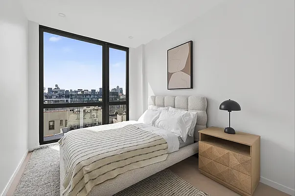 Bedroom, photo 2