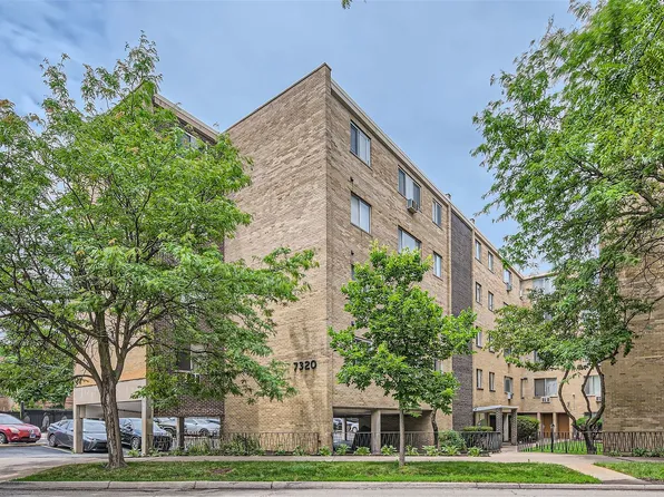 7320 N Rogers Ave APT 215, Chicago, IL 60626