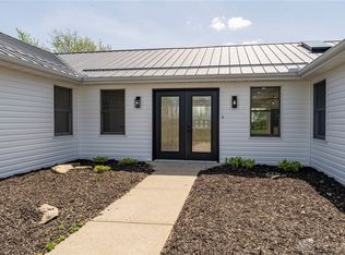 6450 Welcome Rd E, Hillsboro, OH 45133