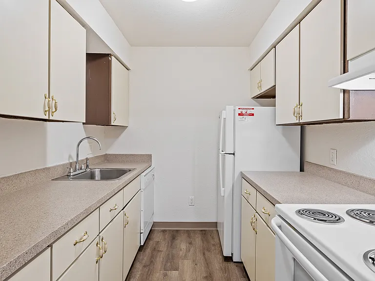 3790 Whispering Way Dr SE — Photo 27