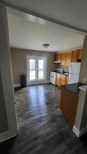 104 William St Photo 1