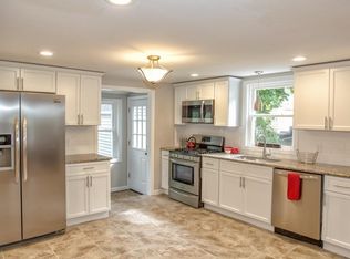 99 Judson St, Springfield, MA 01104