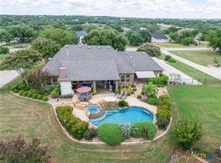 208 Lowman Ln, New Braunfels, TX 78132
