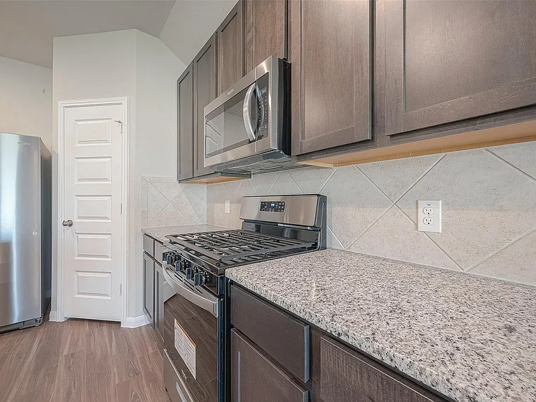 5318 Briana Dee Dr — Photo 16