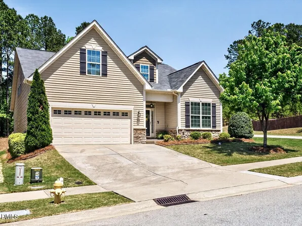 116 Vinewood Pl, Holly Springs, NC 27540
