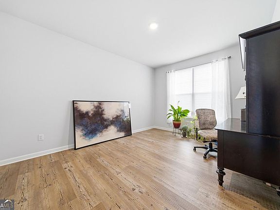 3rd image of 4779 Mock Orange St