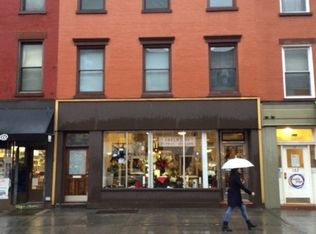 164 Court St, Brooklyn, NY 11201