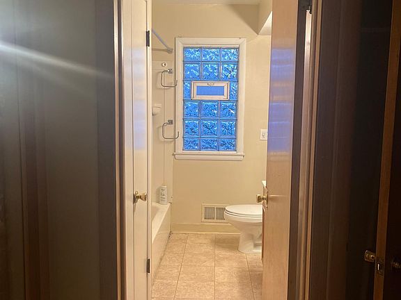 5th image of 3488 N 88th St #1