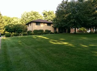 6368 Marchinn Dr, Ravenna, OH 44266