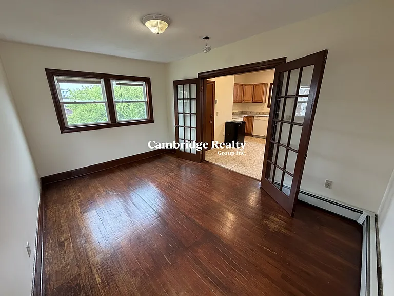 569R Main St #2R — Photo 5