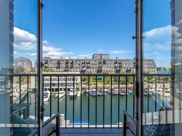 33 Commercial Wharf #41-42, Boston, MA 02110