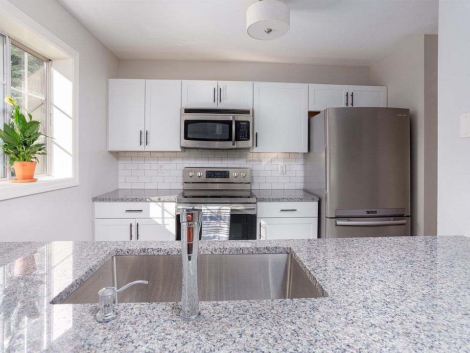 1st image of 87 Hildred Dr #87