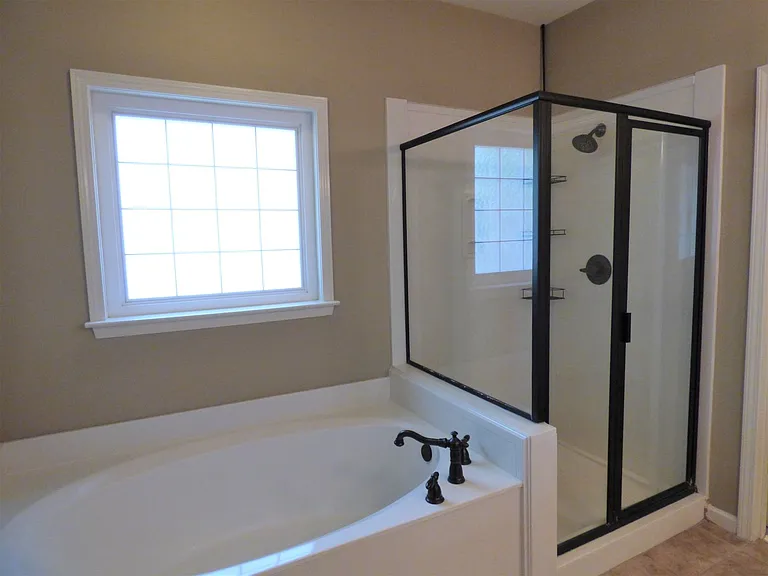 3770 Abbeyglen Way — Photo 10