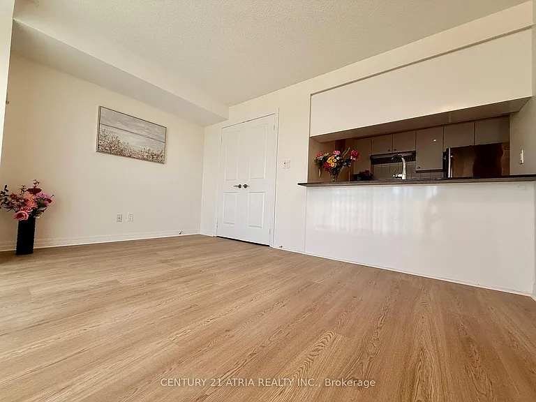 275 Yorkland Rd #303 — Photo 18