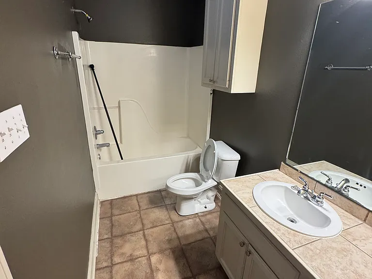 1820 Jade Ave — Photo 11