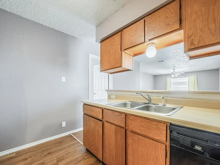 5807 Spring Meadow Rd #B — Photo 14