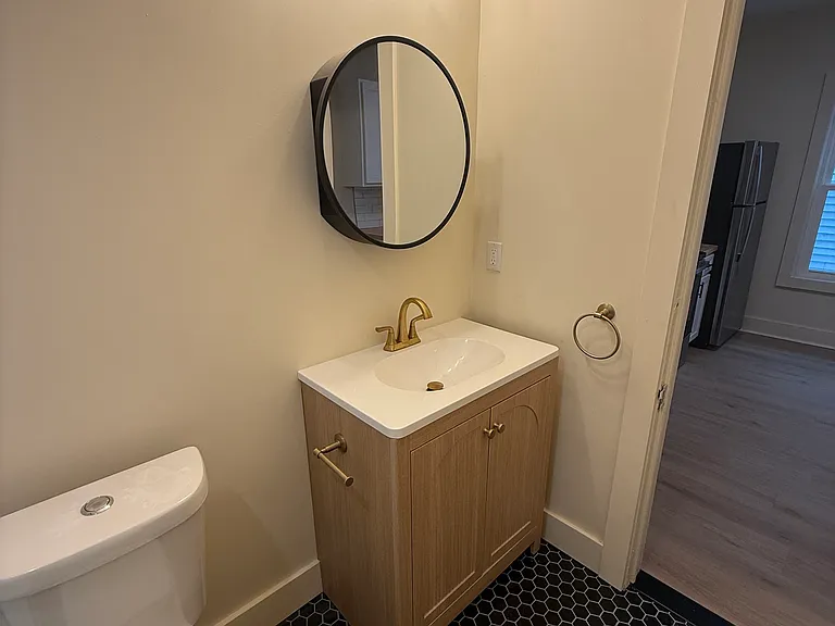 2206 Main St — Photo 3