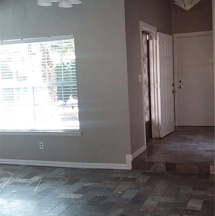 4th image of 1809 Frank Sinatra Pl