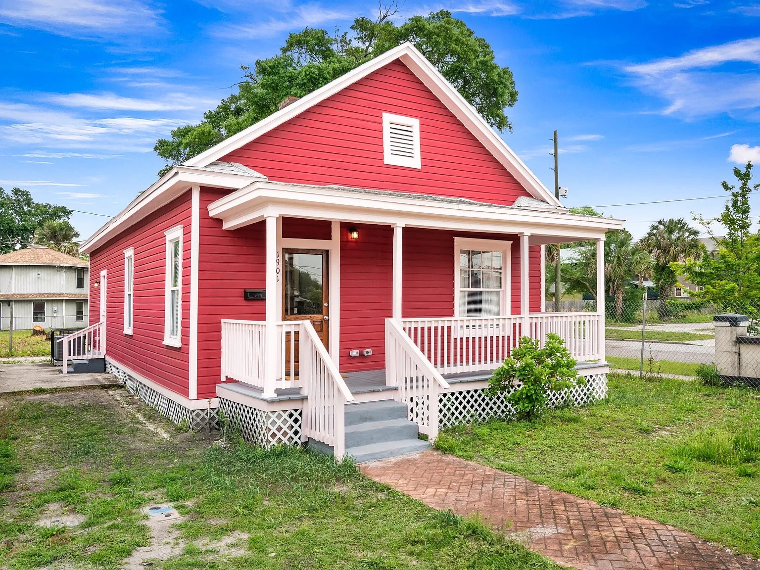 1901 Redell St — Photo 2