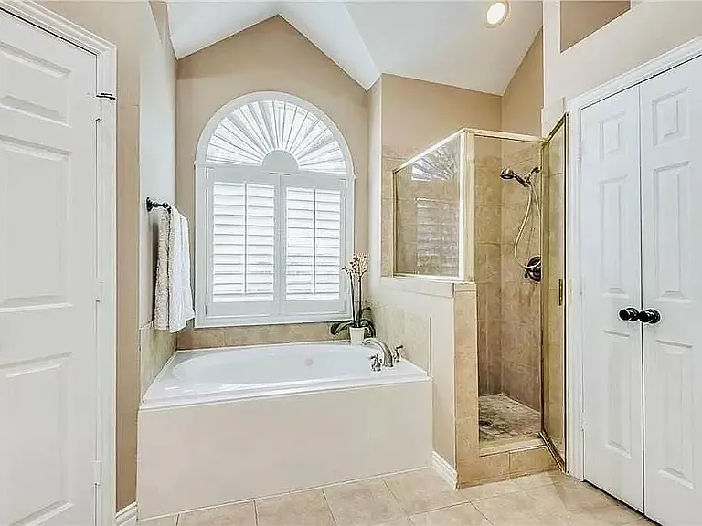 14628 Dickenson Ct — Photo 12
