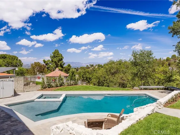 4012 Ellenita Ave, Tarzana, CA 91356