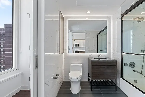 Rented by Mossanen Group | media 28