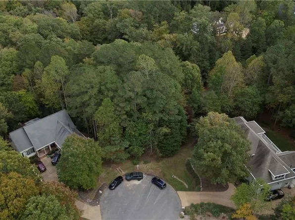 3109 Trailwood Ln, Toano, VA 23168