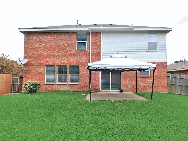 1508 Sequoia Grove Ln — Photo 27