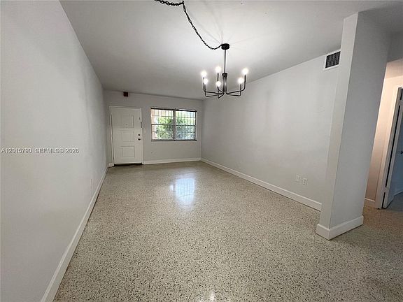 4th image of 675 SW 7th Ave APT 2